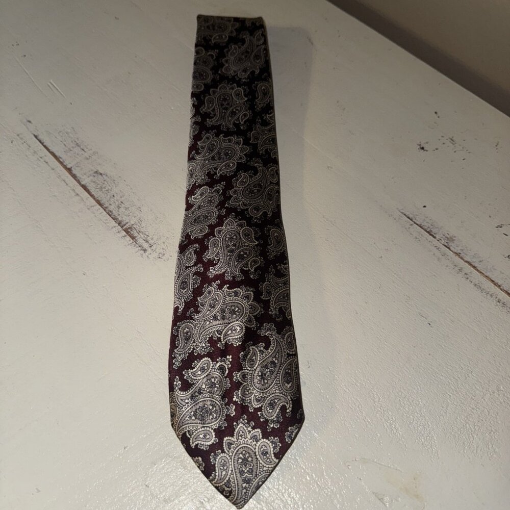 Oscar de la Renta Paisley Silk Tie Red Silver Men Necktie Vintage Designer